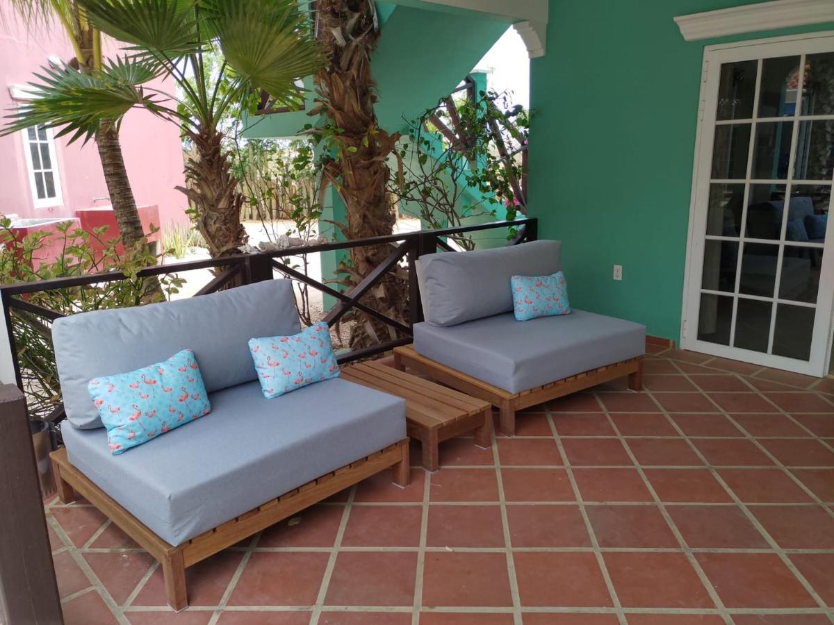 Villa Olivia Poolside Playa Exteriör bild